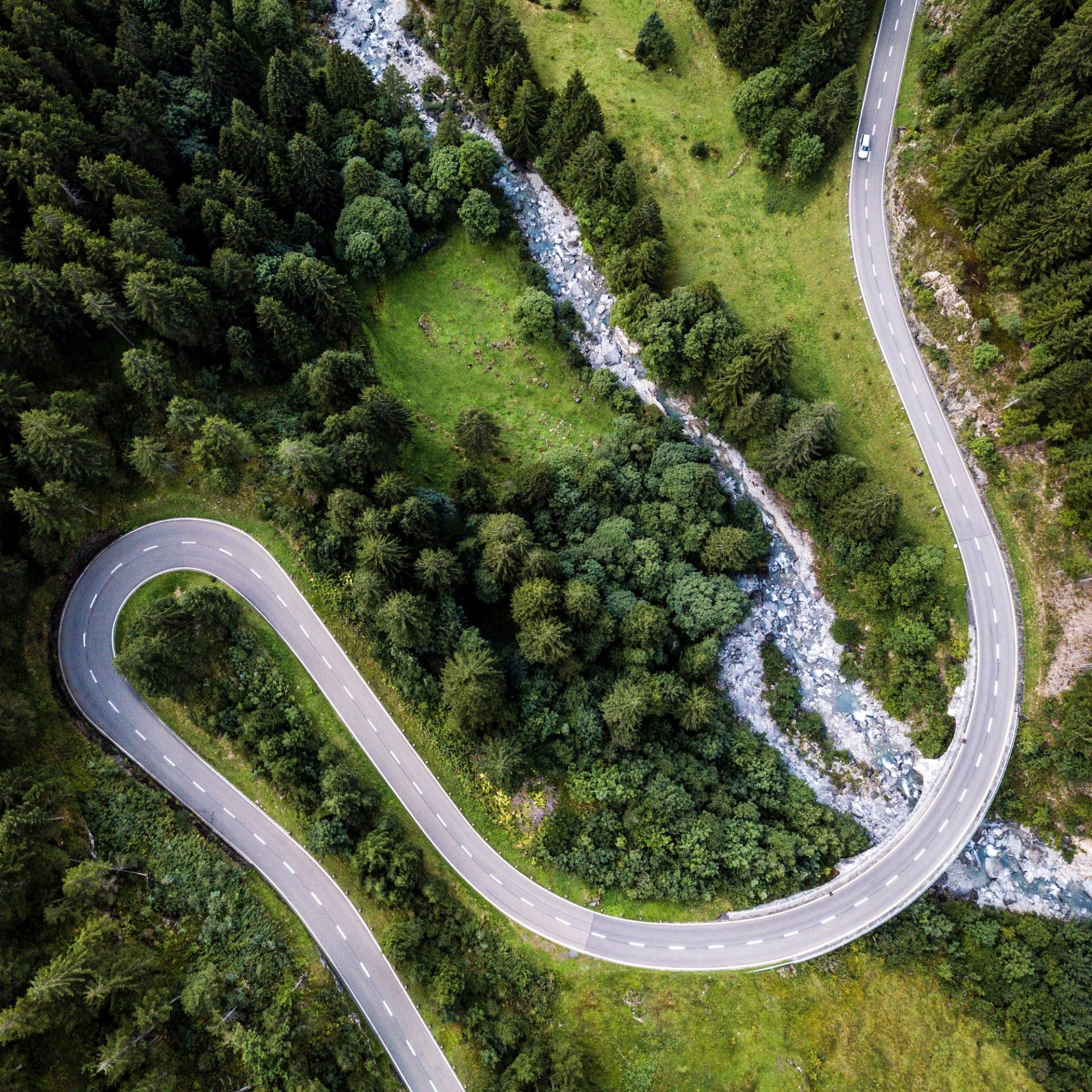 photo of a winding road